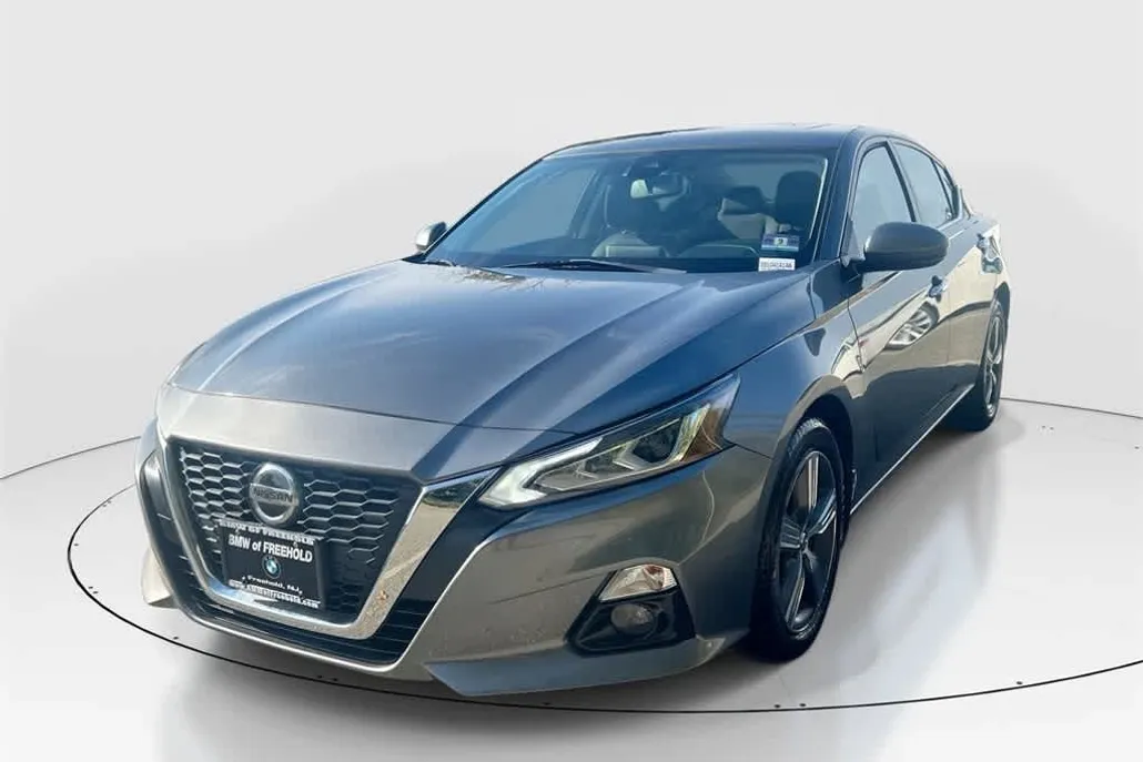 2019 Nissan Altima 2.5 SV photo 1