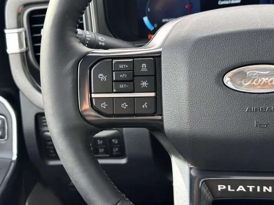 2025 Ford F-250 photo 26