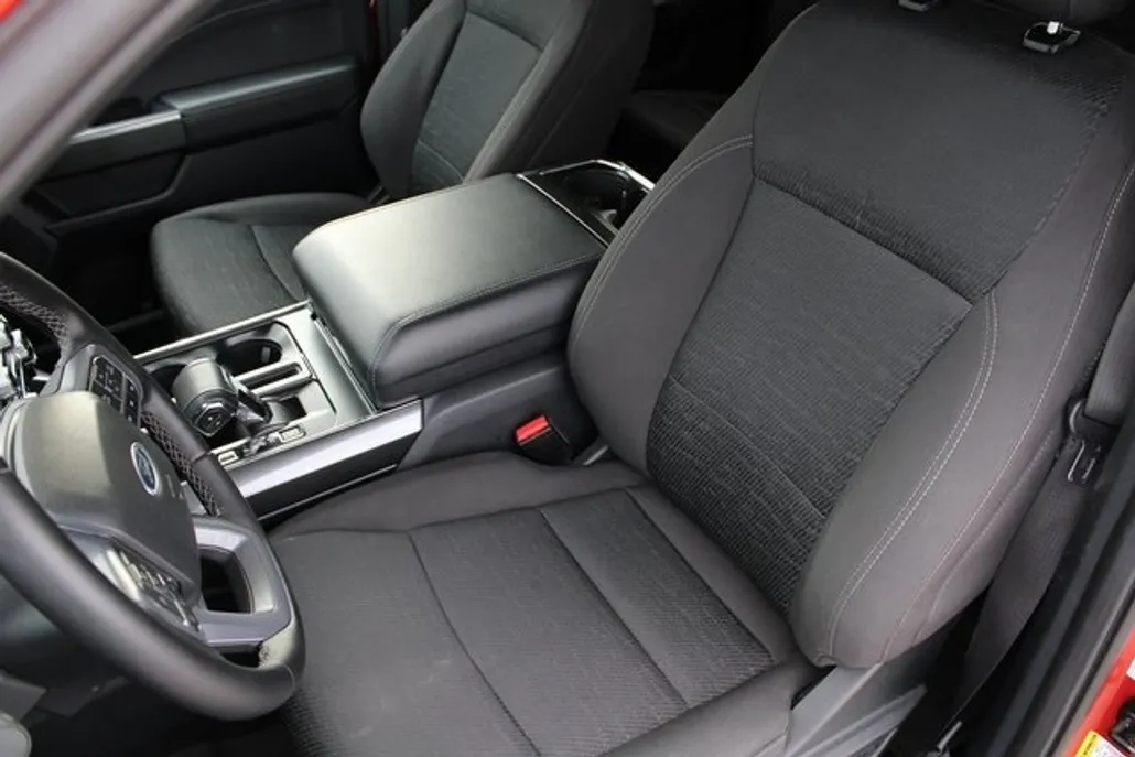 2023 Ford F-150 XLT photo 1