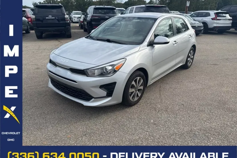 2023 Kia Rio S photo 1