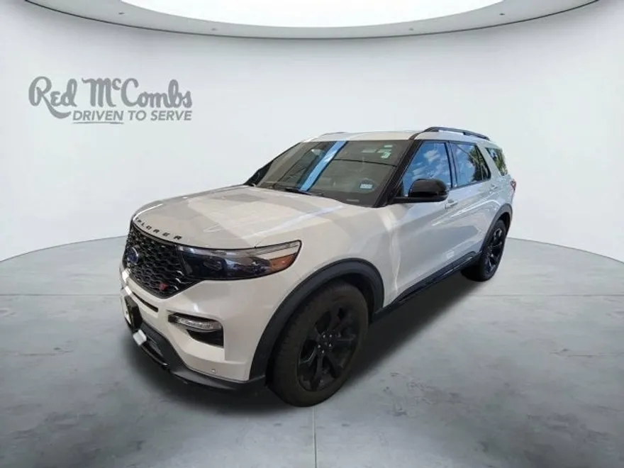 2020 Ford Explorer ST photo 1