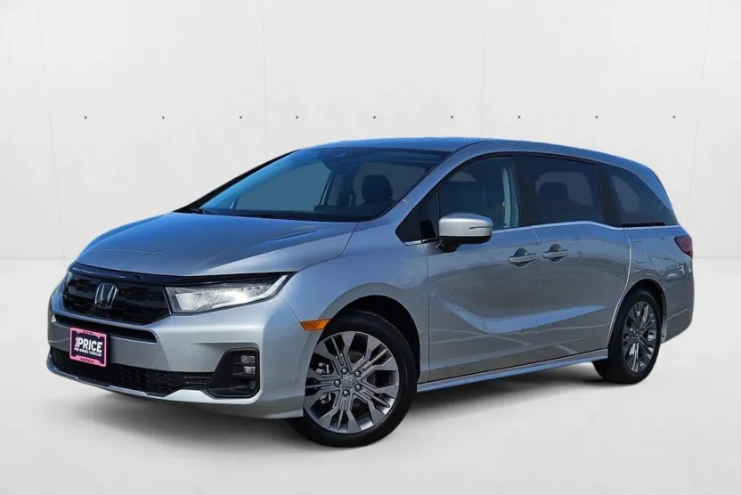 2025 Honda Odyssey Touring photo 1