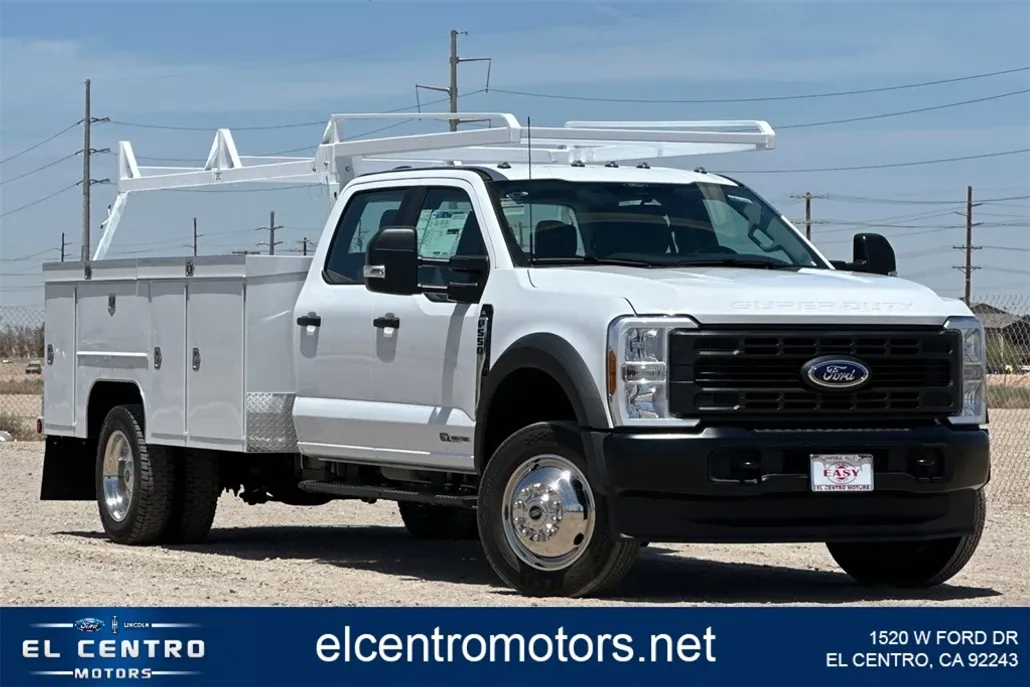2025 Ford F-550 XL photo 1