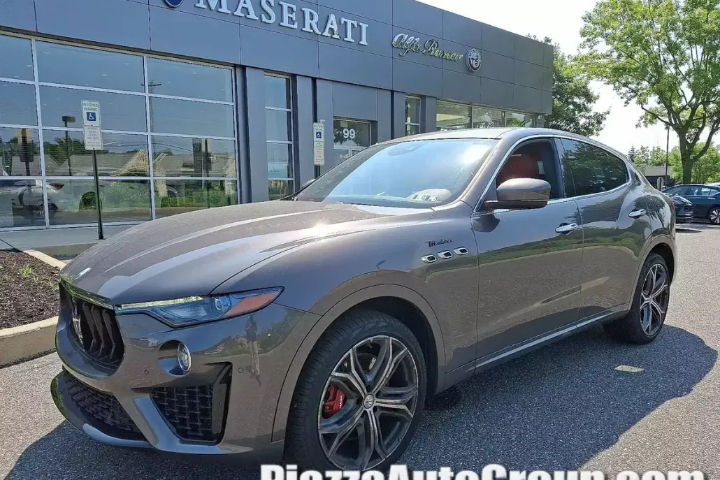 2022 Maserati Levante Modena photo 1