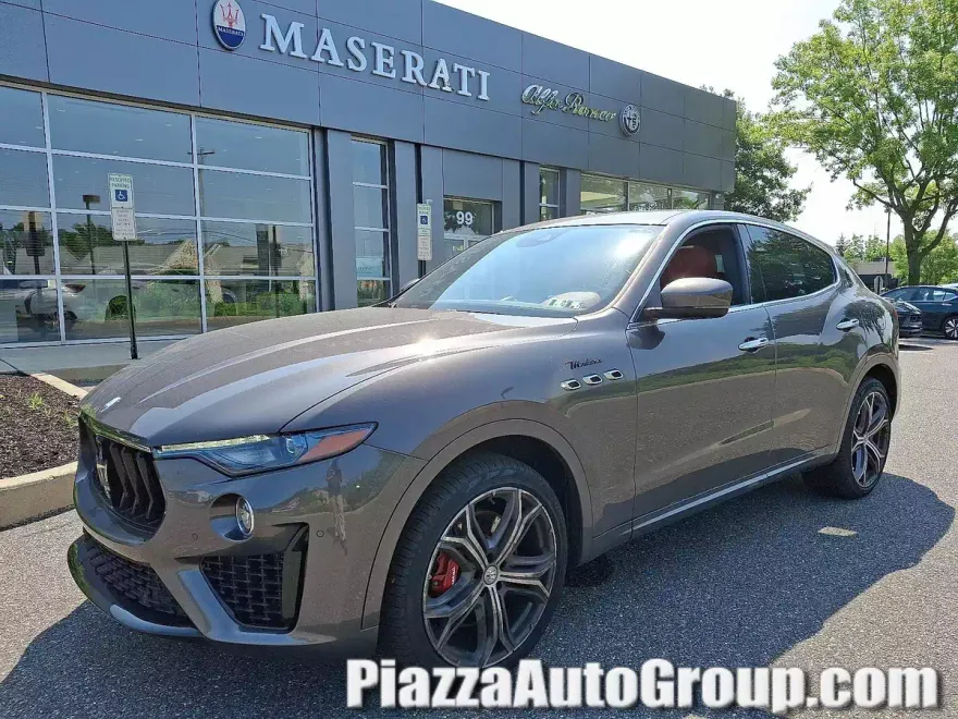 2022 Maserati Levante Modena photo 1