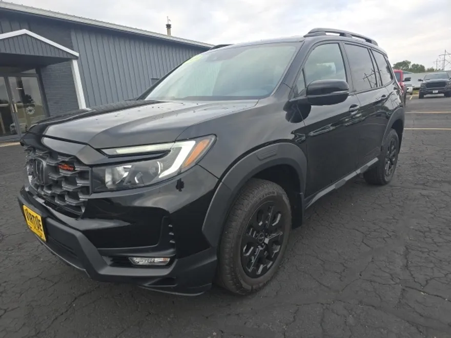 2022 Honda Passport TrailSport photo 1