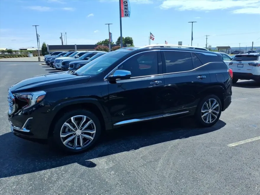 2020 Gmc Terrain Denali photo 1