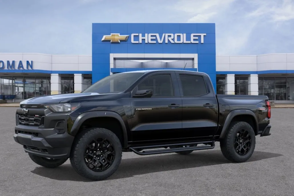 2026 Chevrolet Colorado Trail Boss photo 1