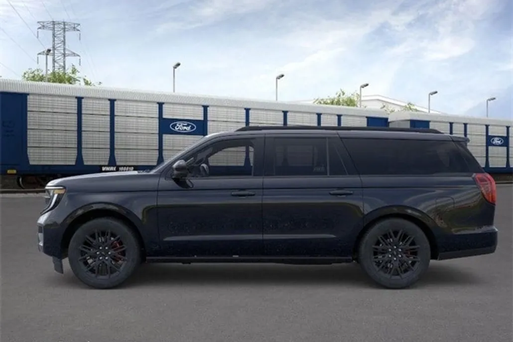 2025 Ford Expedition MAX Platinum photo 1