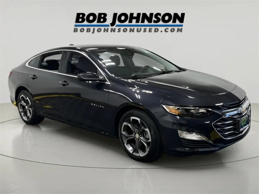 2022 Chevrolet Malibu 1LT photo 1