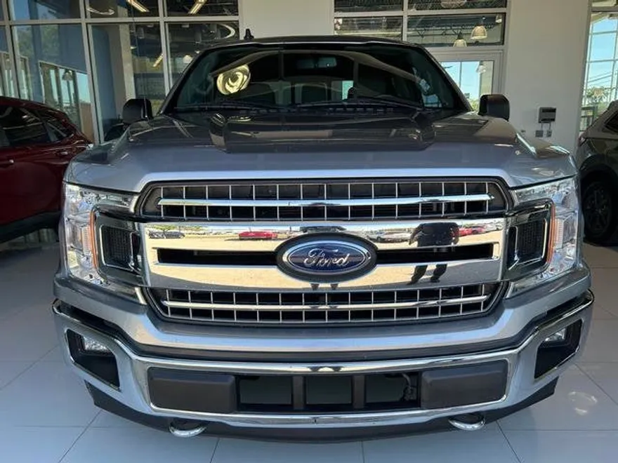 2020 Ford F-150 XLT photo 1