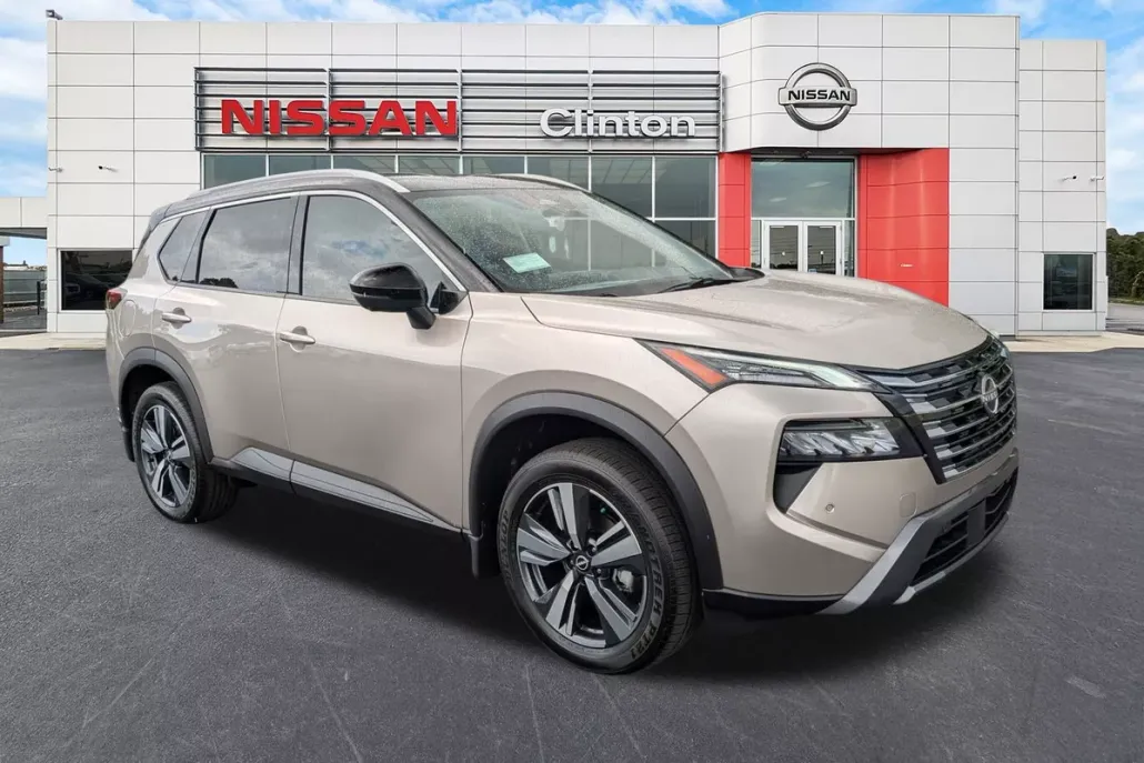 2025 Nissan Rogue SL photo 1