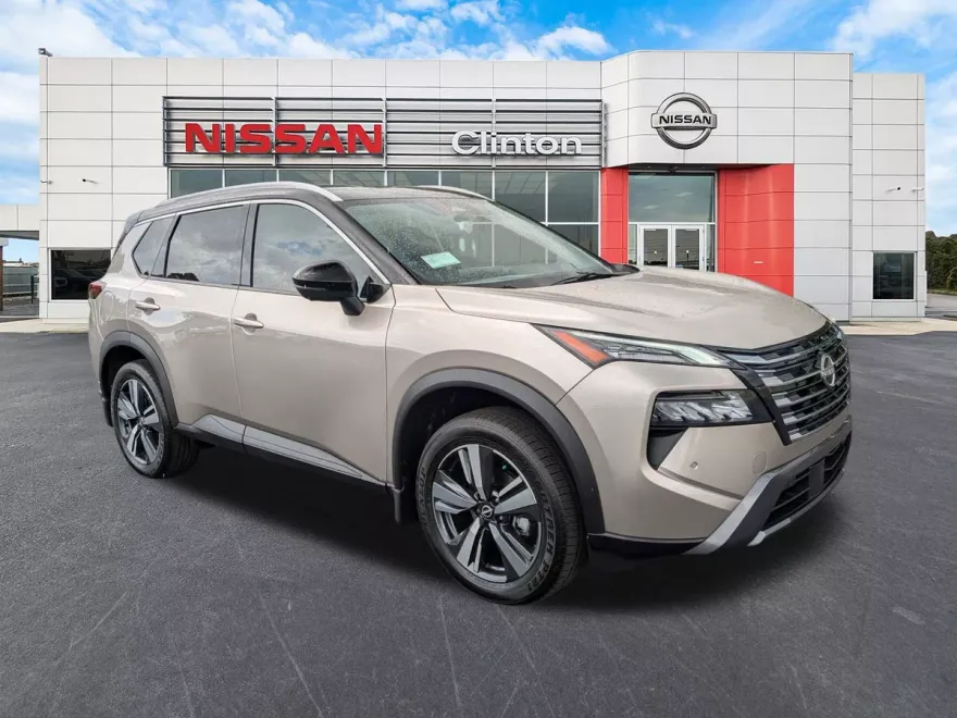 2025 Nissan Rogue SL photo 1