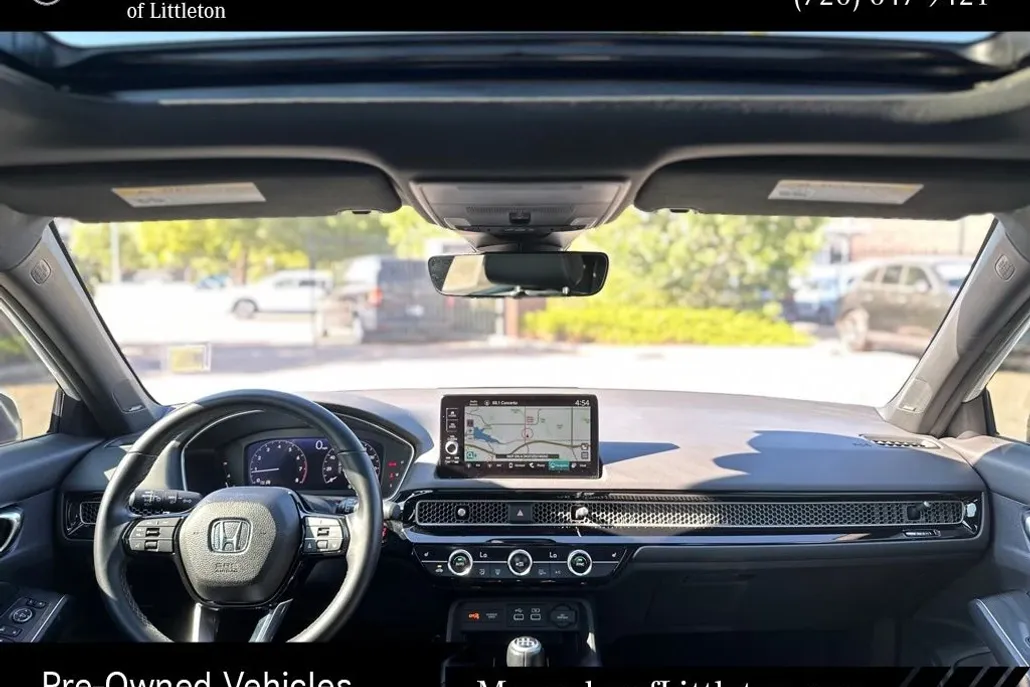 2022 Honda Civic Sport Touring photo 1
