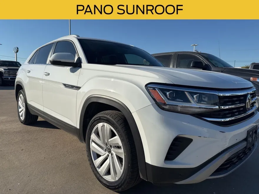 2023 Volkswagen Atlas Cross Sport V6 SE Technology photo 1