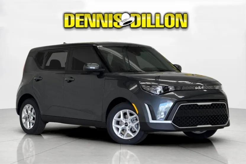 2025 Kia Soul LX photo 1