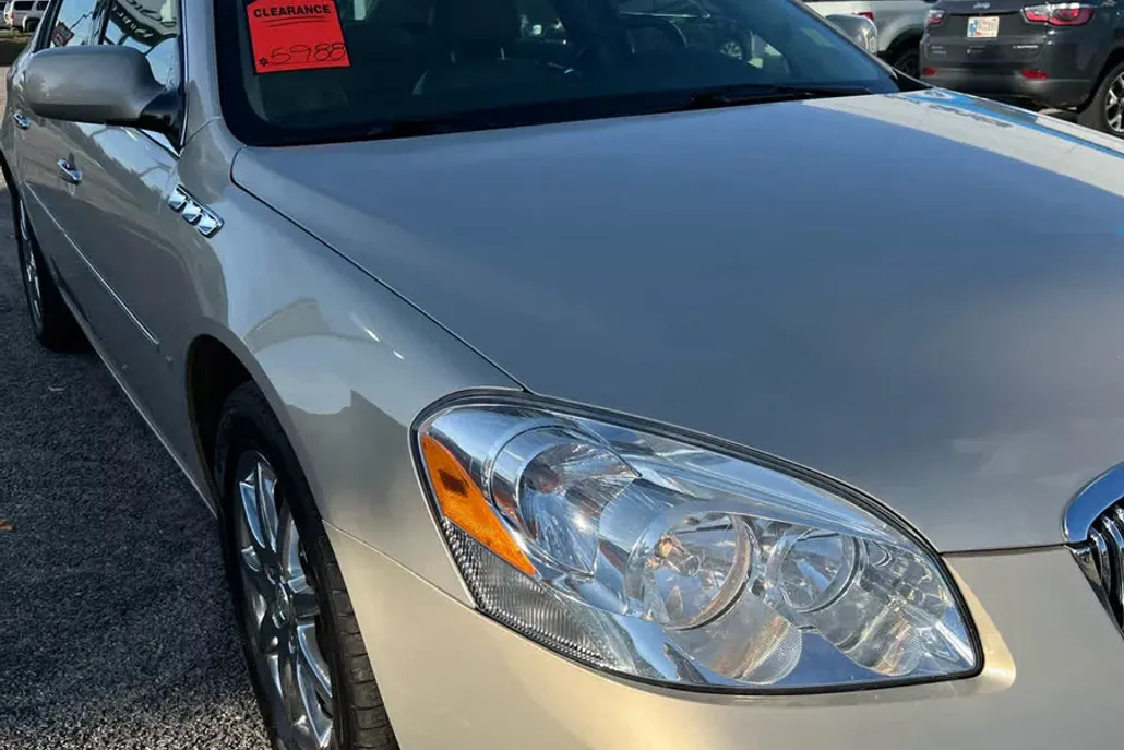 2007 Buick Lucerne CXL photo 1