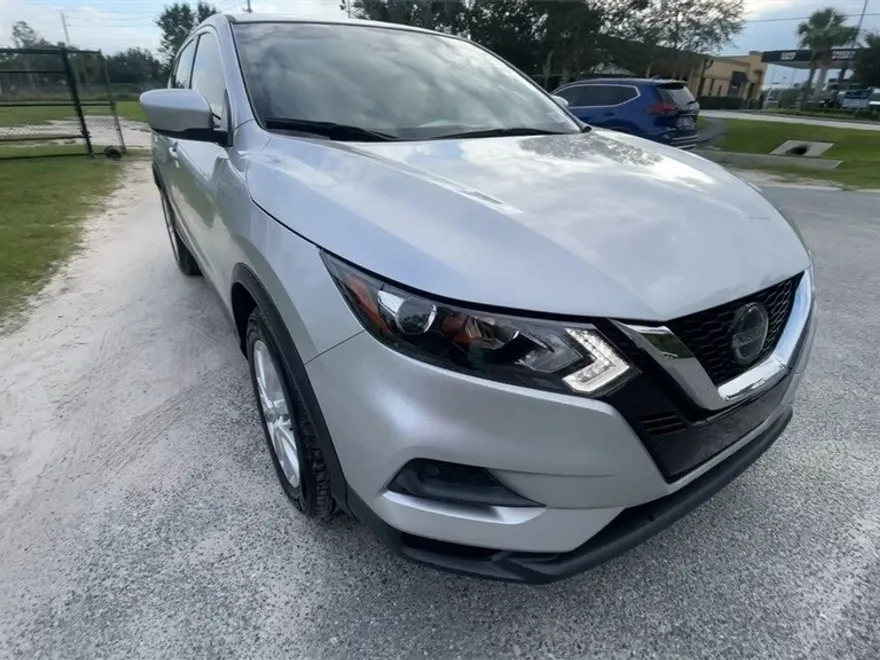 2021 Nissan Rogue Sport S photo 1