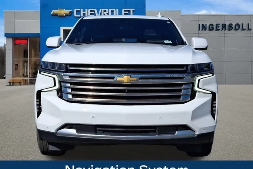 2023 Chevrolet Suburban High Country photo 1