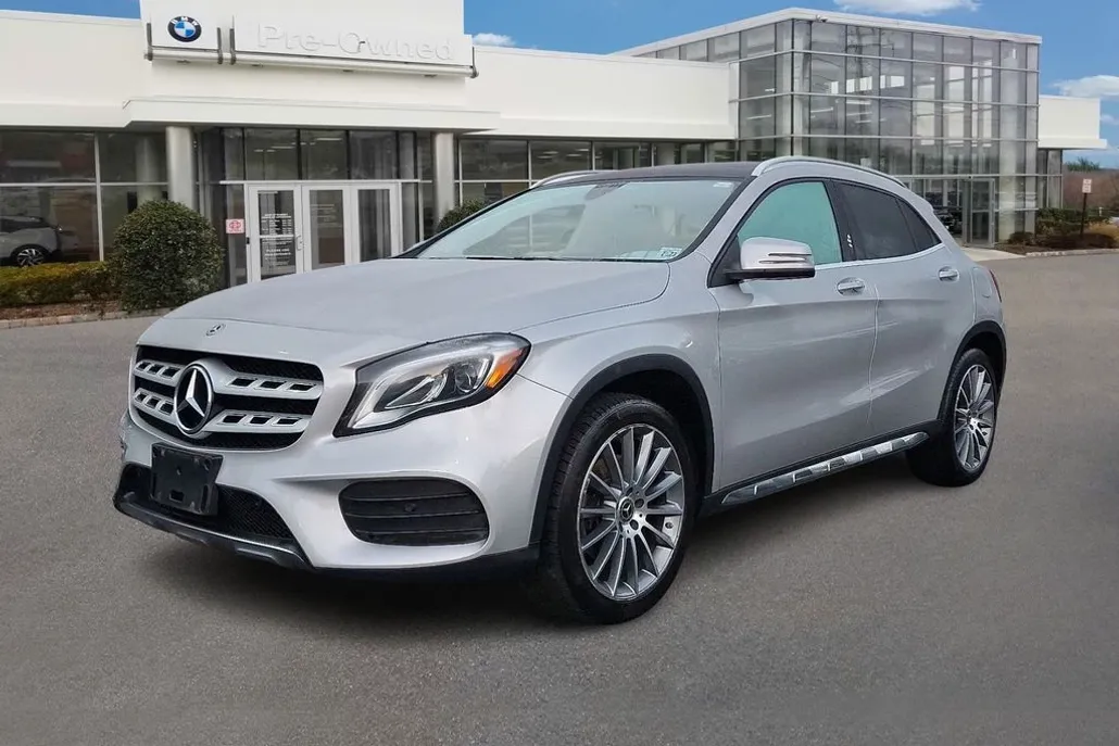2018 Mercedes Benz GLA 250 4MATIC photo 1