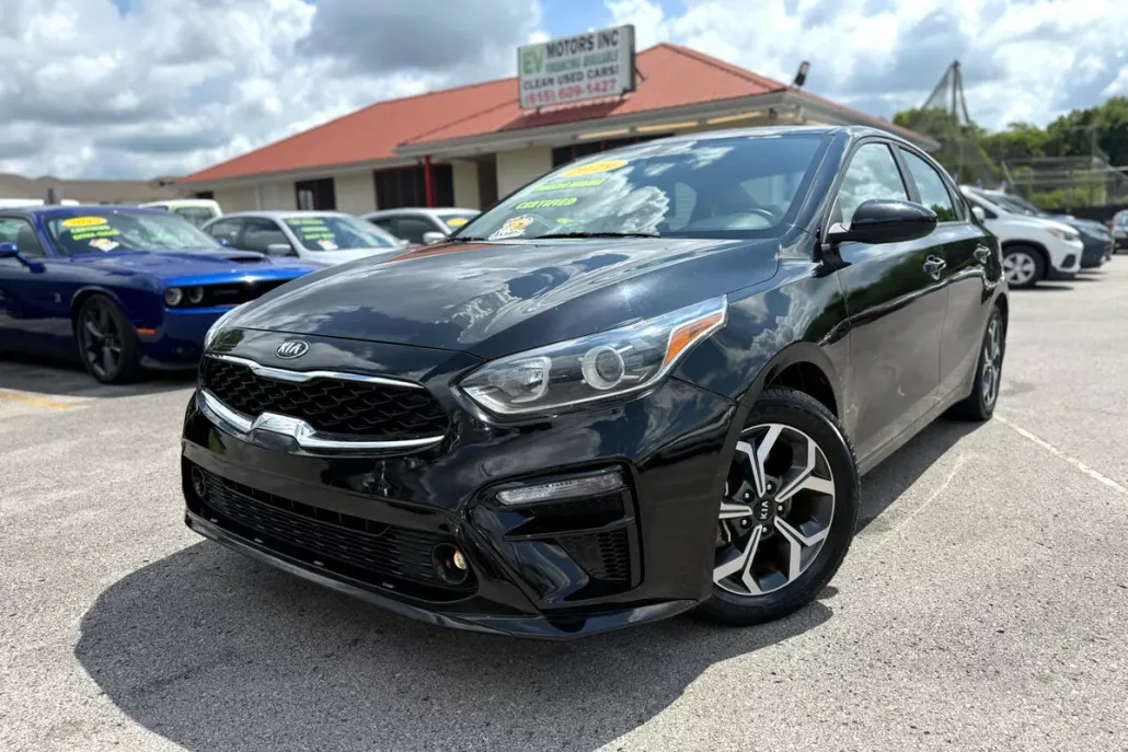 2021 Kia Forte FE photo 1