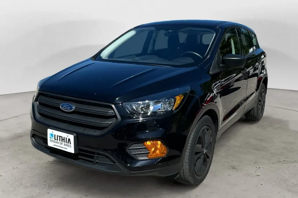 2019 Ford Escape S photo 1