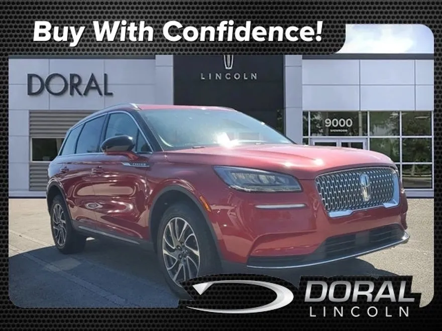 2021 Lincoln Corsair Standard photo 1