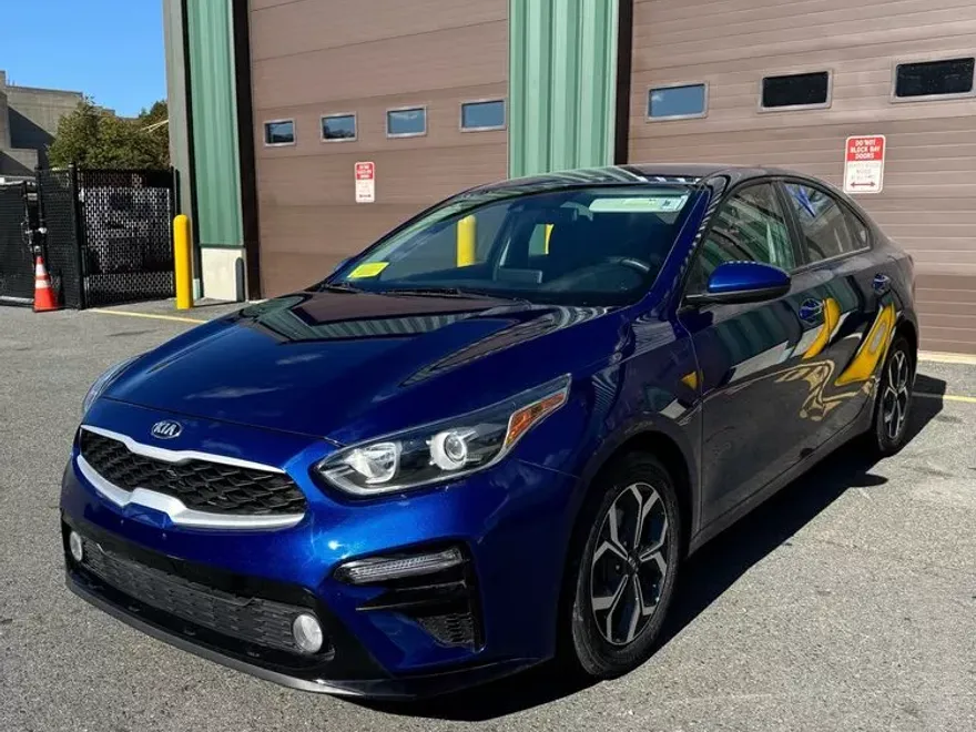 2019 Kia Forte FE LXS photo 1