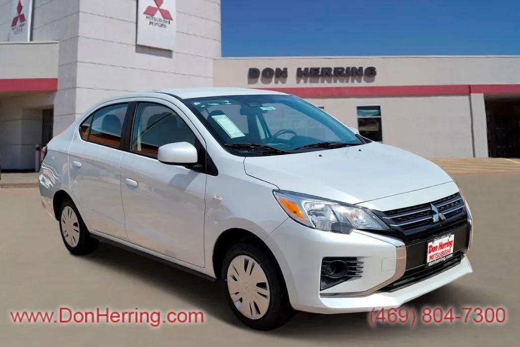 2024 Mitsubishi Mirage G4 ES photo 1