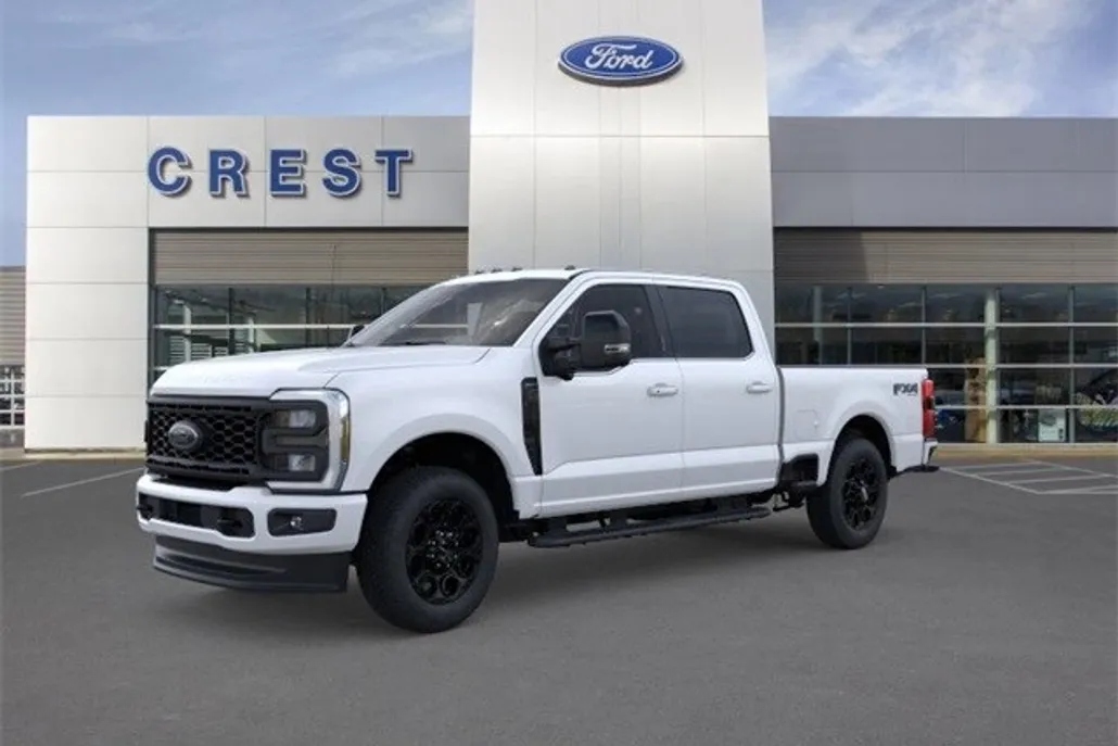 2025 Ford F-350 Lariat photo 1