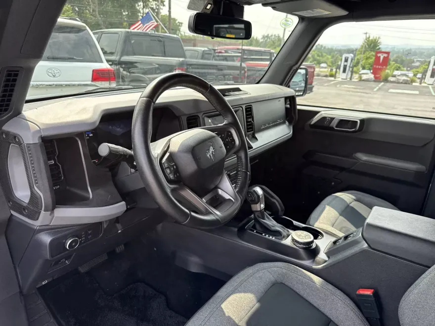 2022 Ford Bronco Big Bend photo 1
