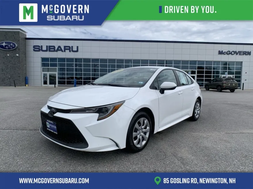 2021 Toyota Corolla LE photo 1