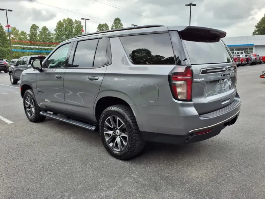 2021 Chevrolet Tahoe Z71 photo 1