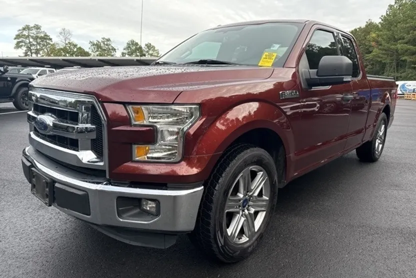 2016 Ford F-150 XLT photo 1