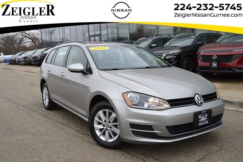 2015 Volkswagen Golf SportWagen S photo 1