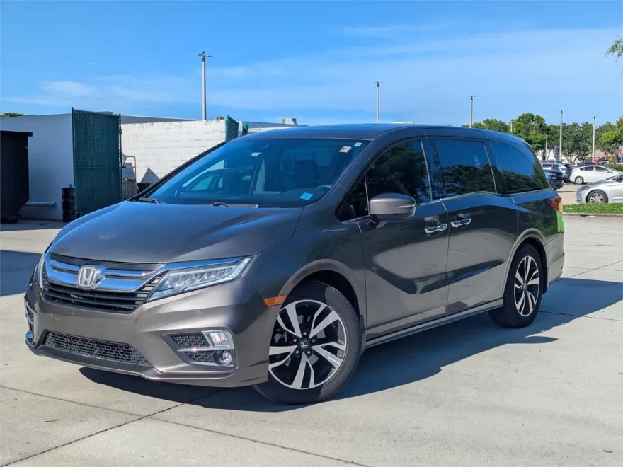 2019 Honda Odyssey Elite photo 1