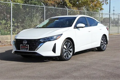 2025 Nissan Sentra SV photo 2