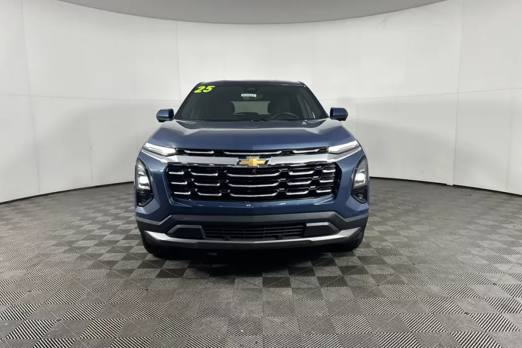 2025 Chevrolet Equinox photo 1