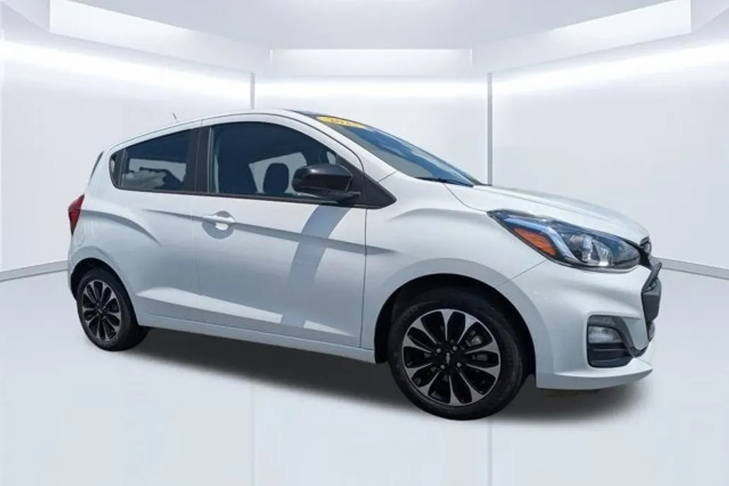 2022 Chevrolet Spark 1LT photo 1