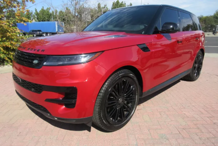 2024 Land Rover Range Rover Sport SE photo 1