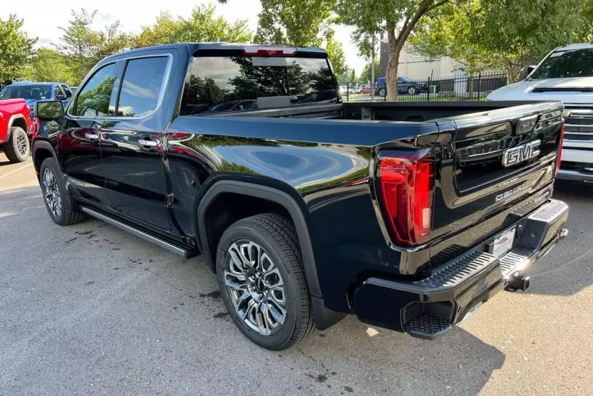 2026 Gmc Sierra 1500 Denali Ultimate photo 1