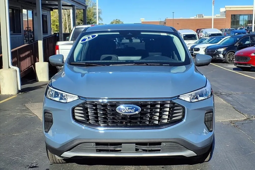 2023 Ford Escape Active photo 1