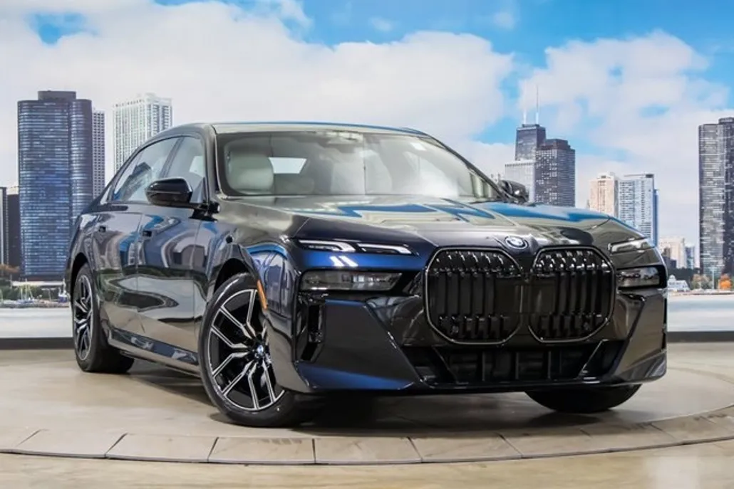 2025 Bmw i7 xDrive60 photo 1