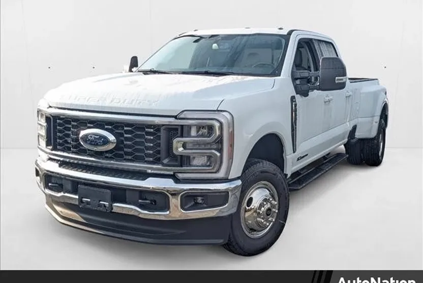 2026 Ford F-350 XLT photo 1