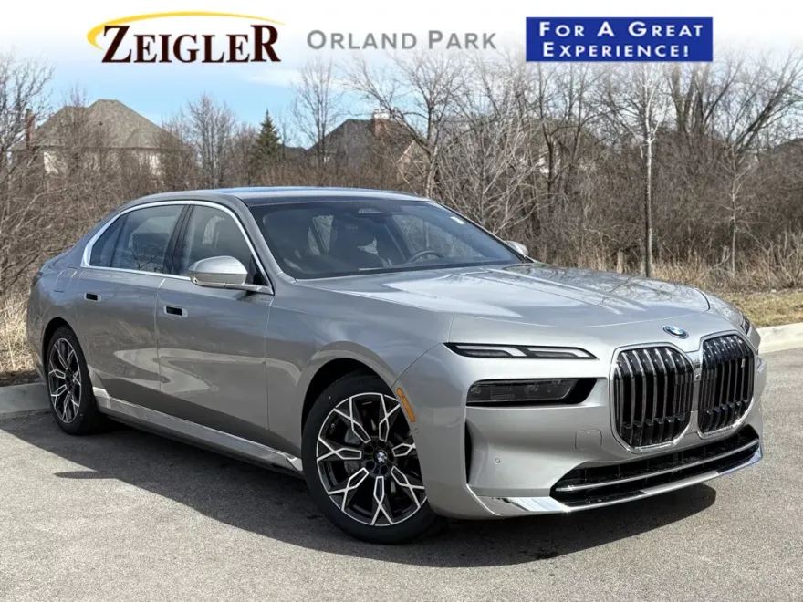 2025 Bmw i7 xDrive60 photo 1