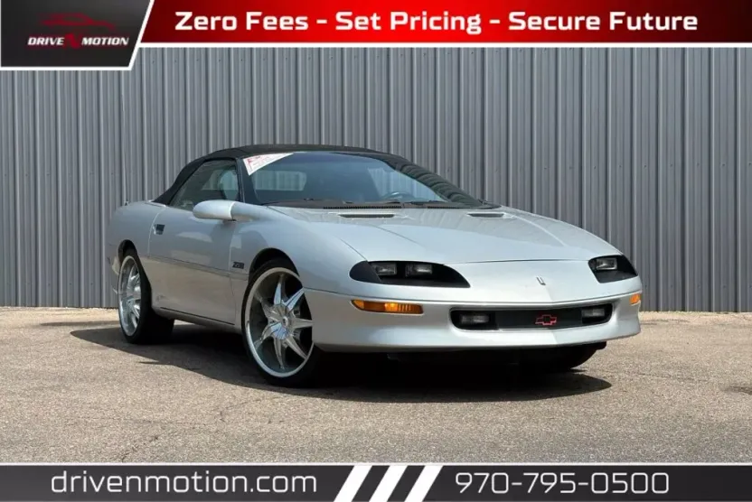 1997 Chevrolet Camaro Z28 photo 1