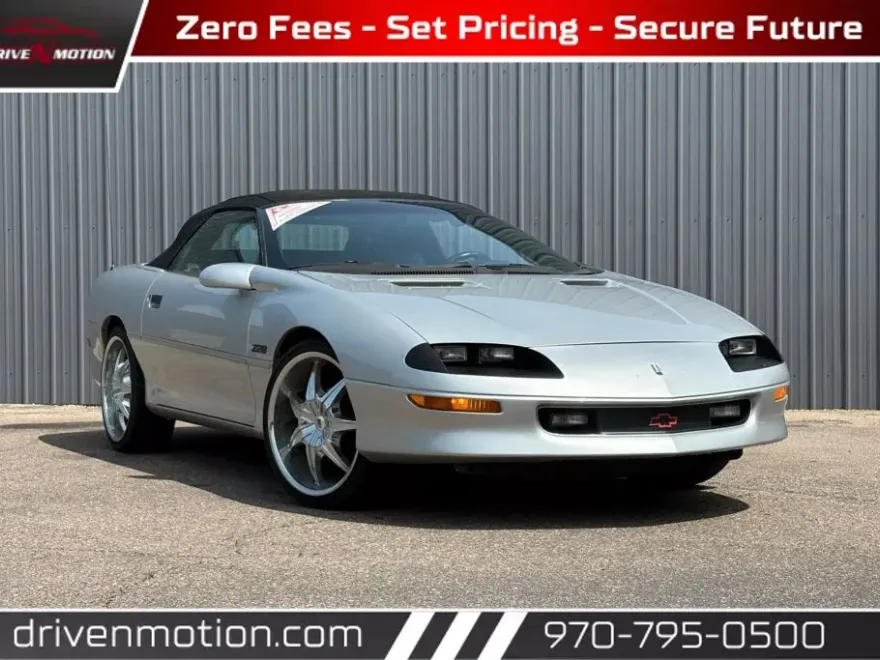 1997 Chevrolet Camaro Z28 photo 1