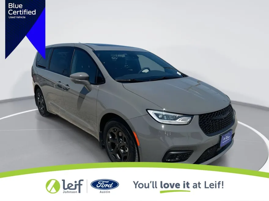2022 Chrysler Pacifica Hybrid Limited photo 1