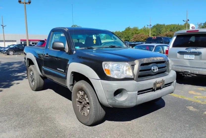 2005 Toyota Tacoma Base photo 1