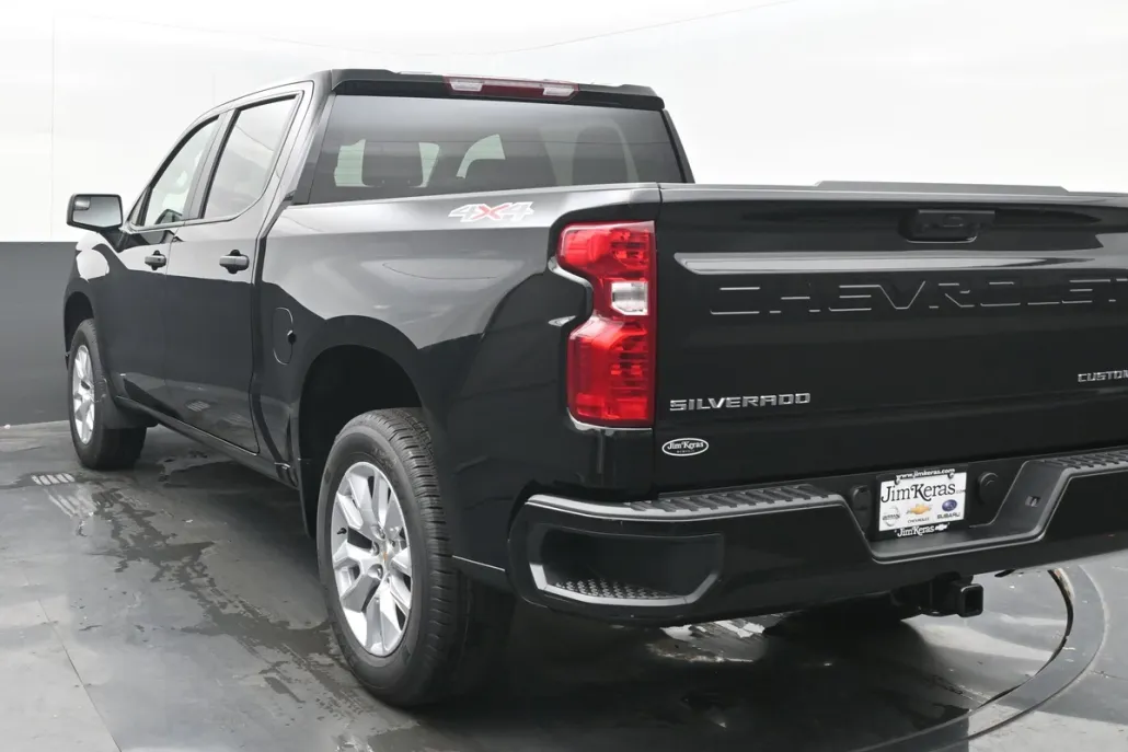2026 Chevrolet Silverado 1500 Custom photo 1
